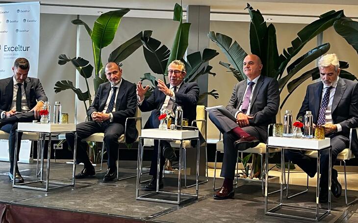 Toni Pérez en el foro SolyTUR de Exceltur